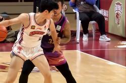 足球直播平台-雄鹿逆转浙江队，东契奇点燃赛场