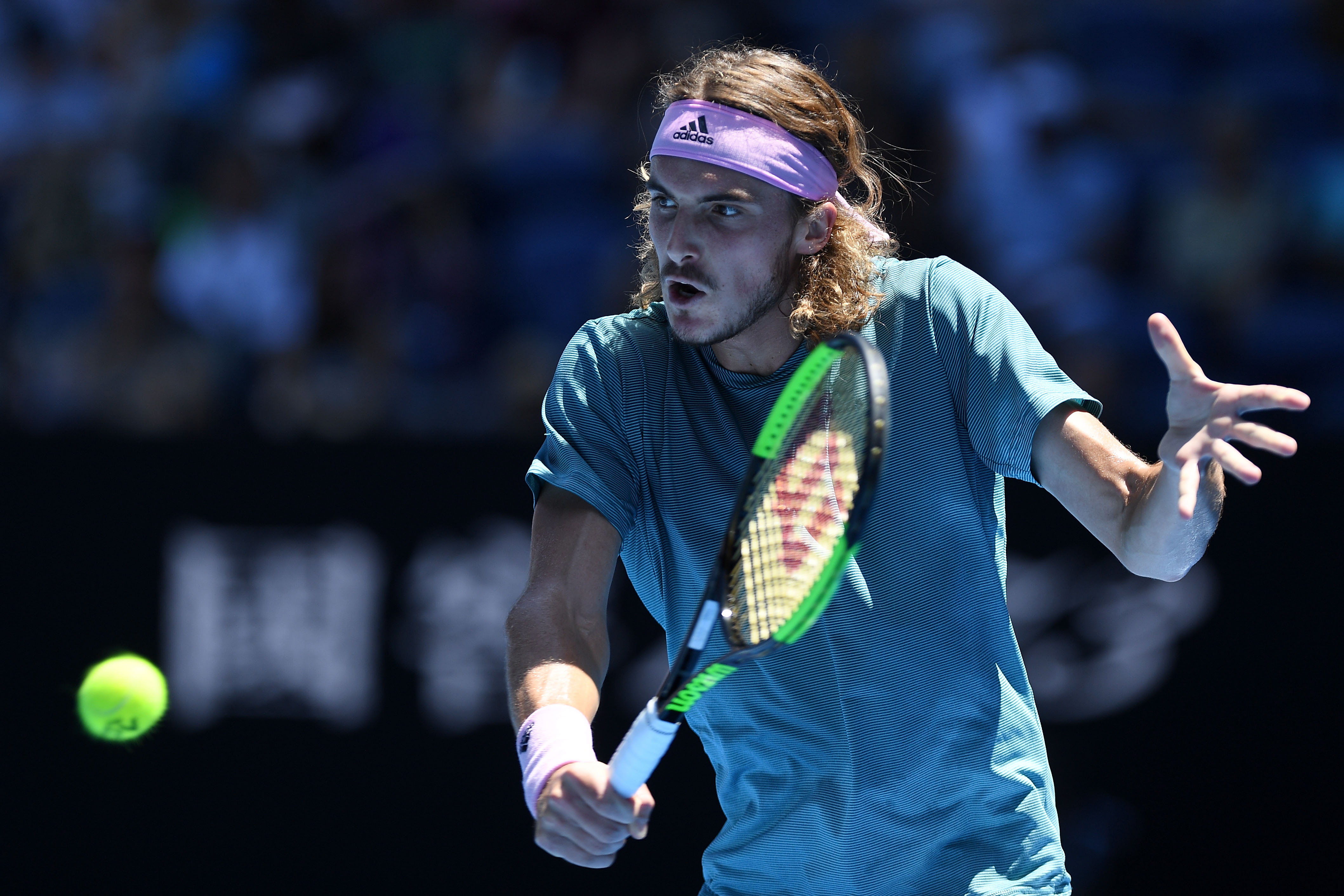 年终总决赛绝杀温网,西西帕斯状态火热的简单介绍 年终总决赛绝杀温网,西西帕斯状态火热的简单介绍